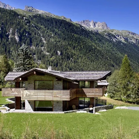 Alta Villa